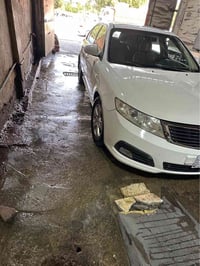 ٢٠٠٩ • ٢٤٠٠ • قير ومكينة جدد