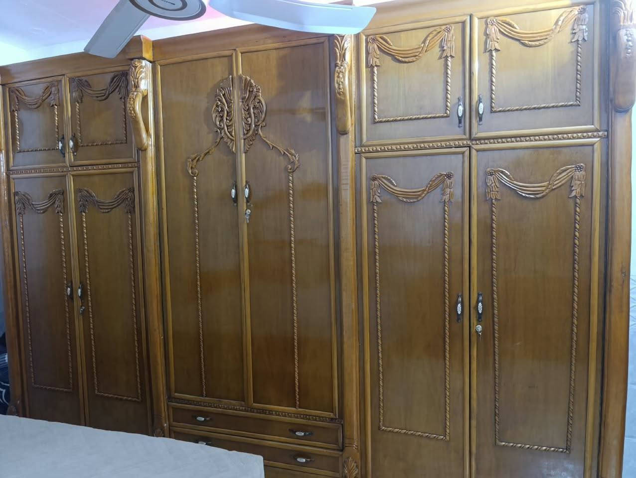 عرفه تسكام عراقي مو سوكي نجاره تكمه داخل وخارج صاج الاستفسار***********
