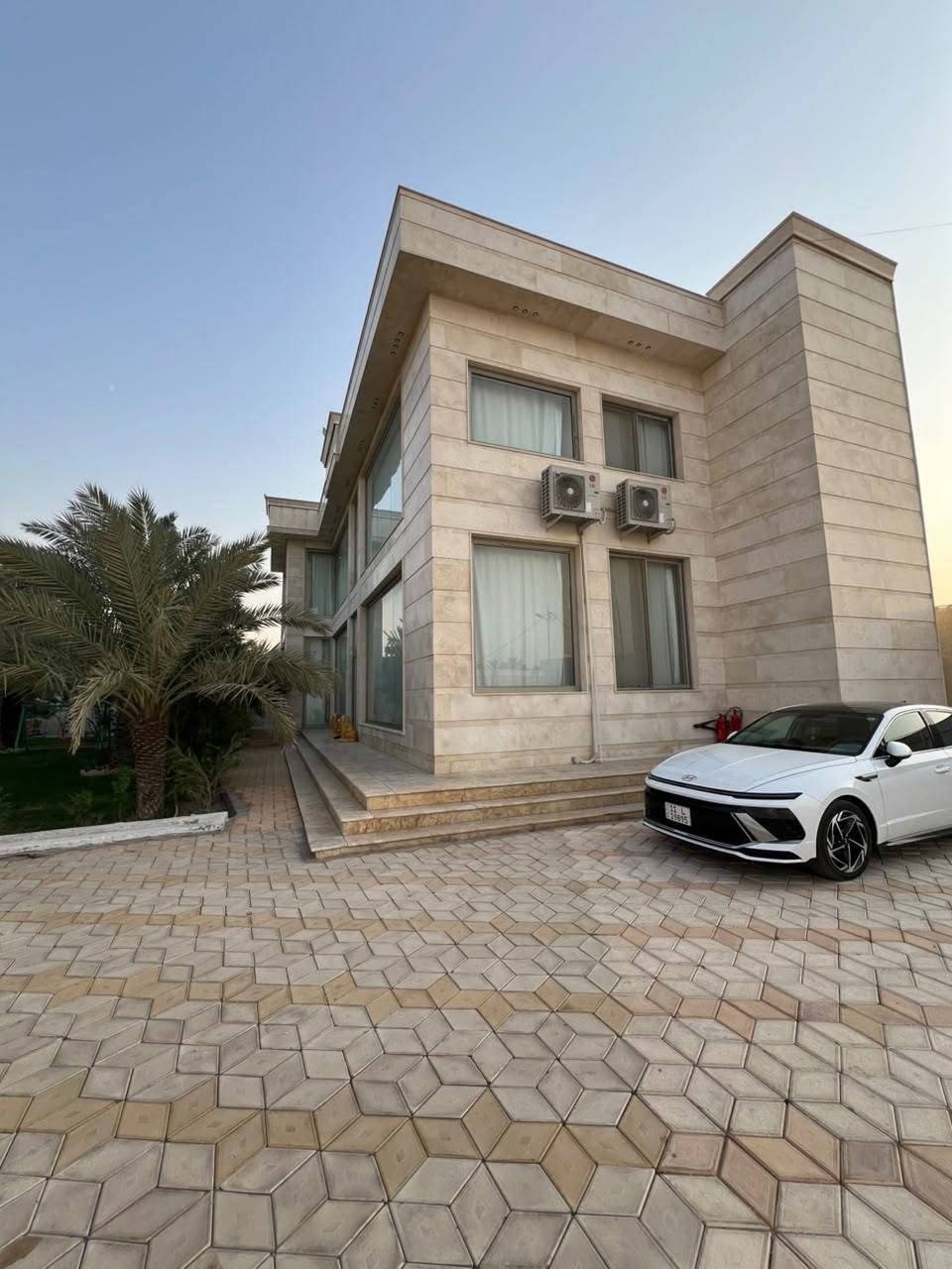 بستان وفله دونم
على شط العرب 
طابو ملك صرف تحويل 
العنوان أبي الخصيب ابو مغيره
سعر مليار ونص
***********
