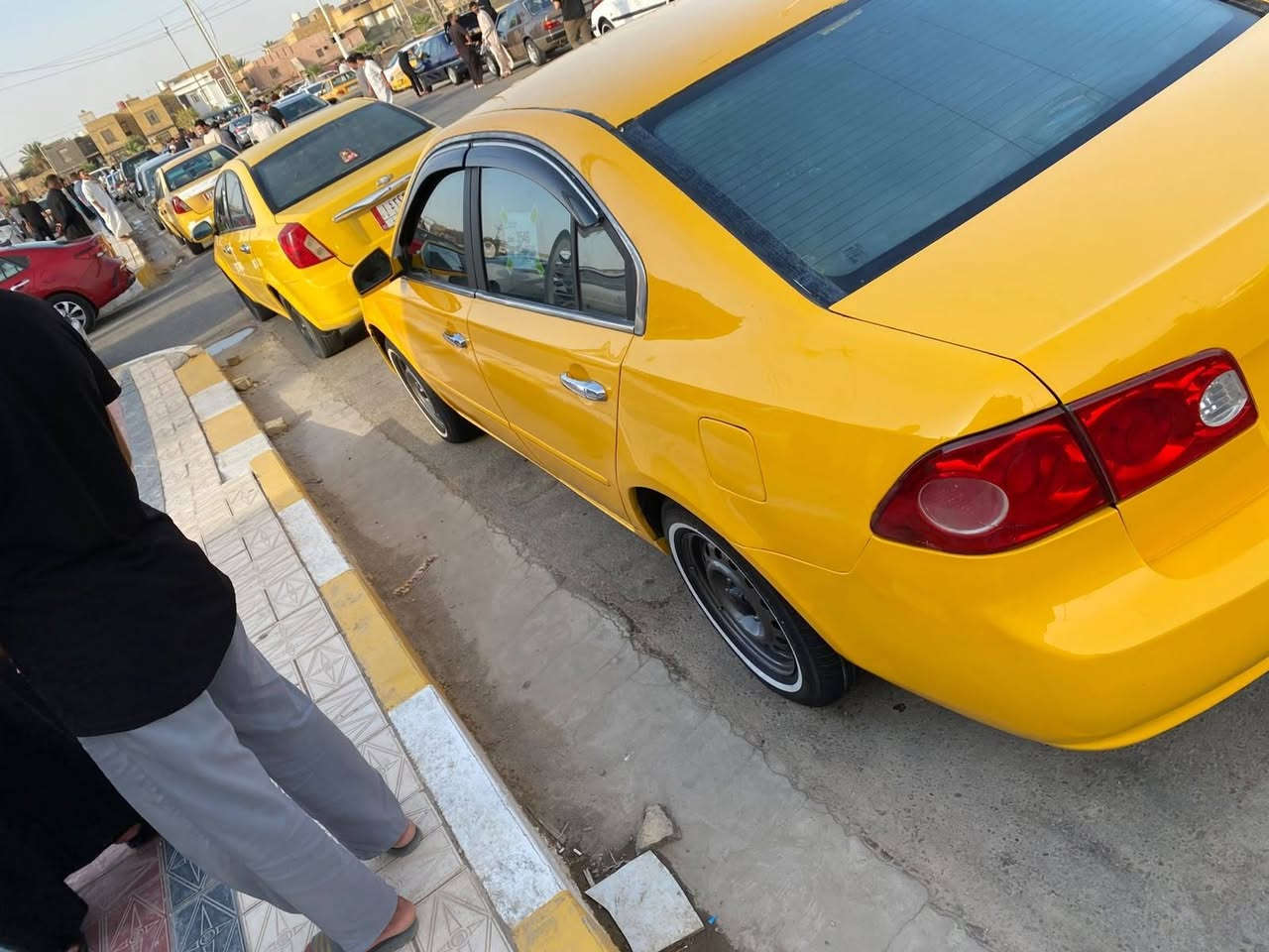 السلام عليكم 
كيه اوبتيما مديل 8امريكي 
رقم ذي قار انكليزي باسمي
مكينه 2000 كير خمس نمر
مصفره هيئه ومرور خطه. جوال 
جاهزه مكينه وكير وحداديه 
تخم تاير جديدي منضومة غاز جديديه 
منضومة تبريد جديده
ضرره جاملغ وبنيد وطخه بالجاملغ الخلفي 
اتكفل عيب شرعي والاصوليات والكلبه والكص
السعر 90 وبيه مجال العنوان ذي قار الشطره
***********
*********** واتساب
