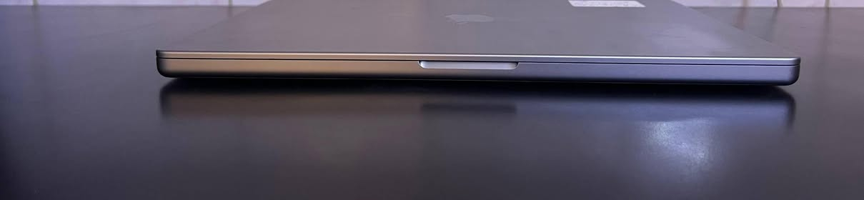 ماك بوك برو 2021 • M1 Pro • ١٦جيجا رام ٥٠٠SSD