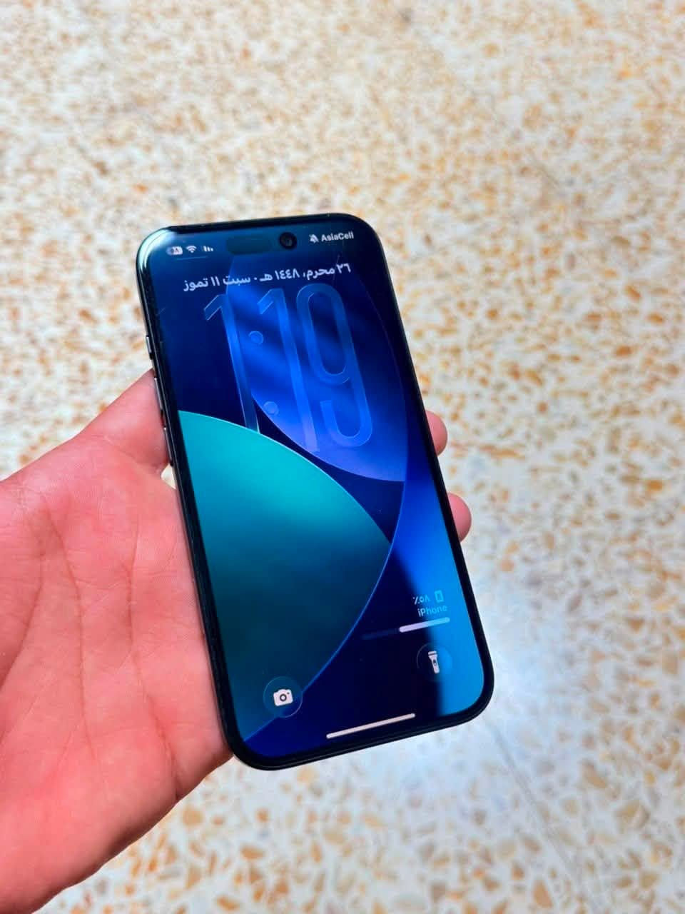 ايفون 16 عادي للبيع
ذاكره 128
بطاريه🔋 100
تك سيم كارت مو ايسيم
الجهاز بي طخه خفيفه ولا مبينه ما واصله الشاشه
السعر : 820 وبي مجال 
رقم الهاتف : ***********
