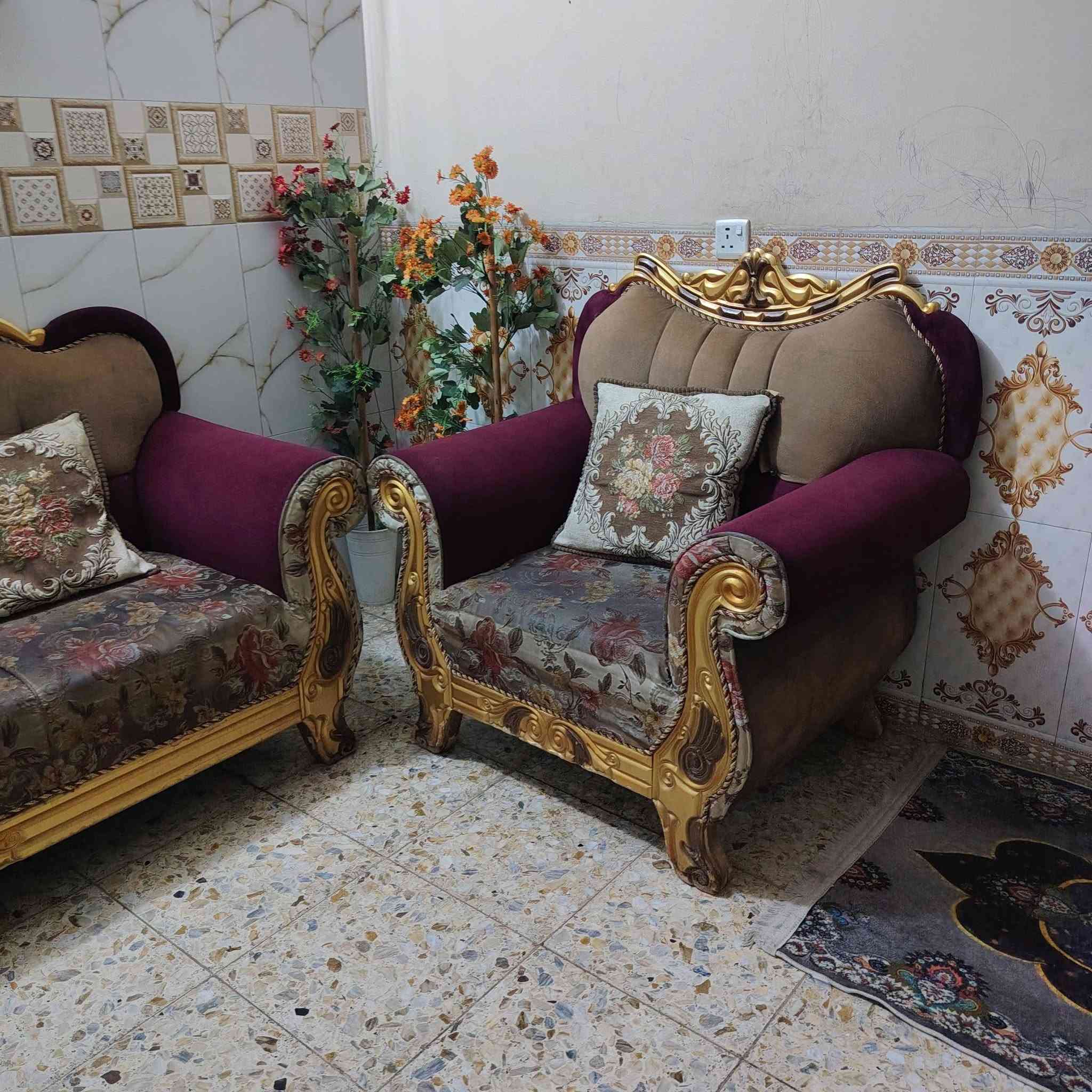 سلام عليكم تخم ١٠ مقاعد نضافة ٩٠ بل١٠٠ ما بي ضرر نضيف مكاني بغداد حي البتول السعر ٣٥٠
***********
