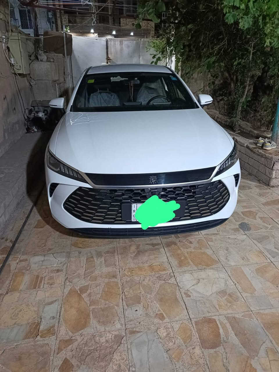 جن بلاص معروفه و صورها يمكم مكفولة عدى رصعة وليس ضربه يعني شي جدا بسييييييط  بالجاملغ الخلفي  و سعرها مناسب للشراي اريد اعمر بيتي بالعافية ع الي ياخذها ماشية فقط 3800 ع المكينه و 3000 ع البطارية جديده بمعنى الكلمه 
للاستفسار الاتصال 
***********
