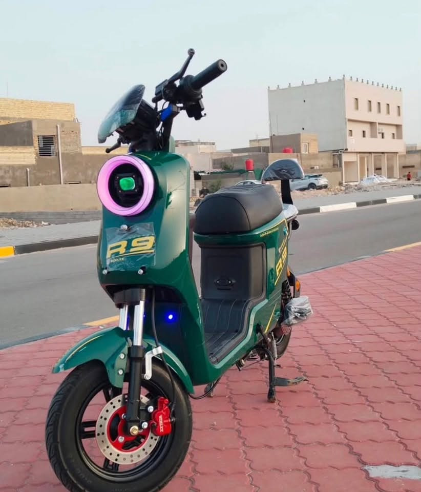 السلام عليكم دراجه شحن للبيع ب 300ومستعجل عليه  سفر وراي وخاف تهبط البطاريات وماستفاد منه علد واحد يستفاد منه  وبيه مجال قليل مكاني البصره خمس ميل  رقمي *********** مستعجل كلي
