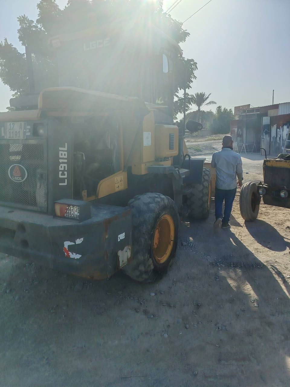 شفل للبيع موديل 21بلادي جاهز للعمل ***********

نص مكتوب في الصور:
- 0130468464