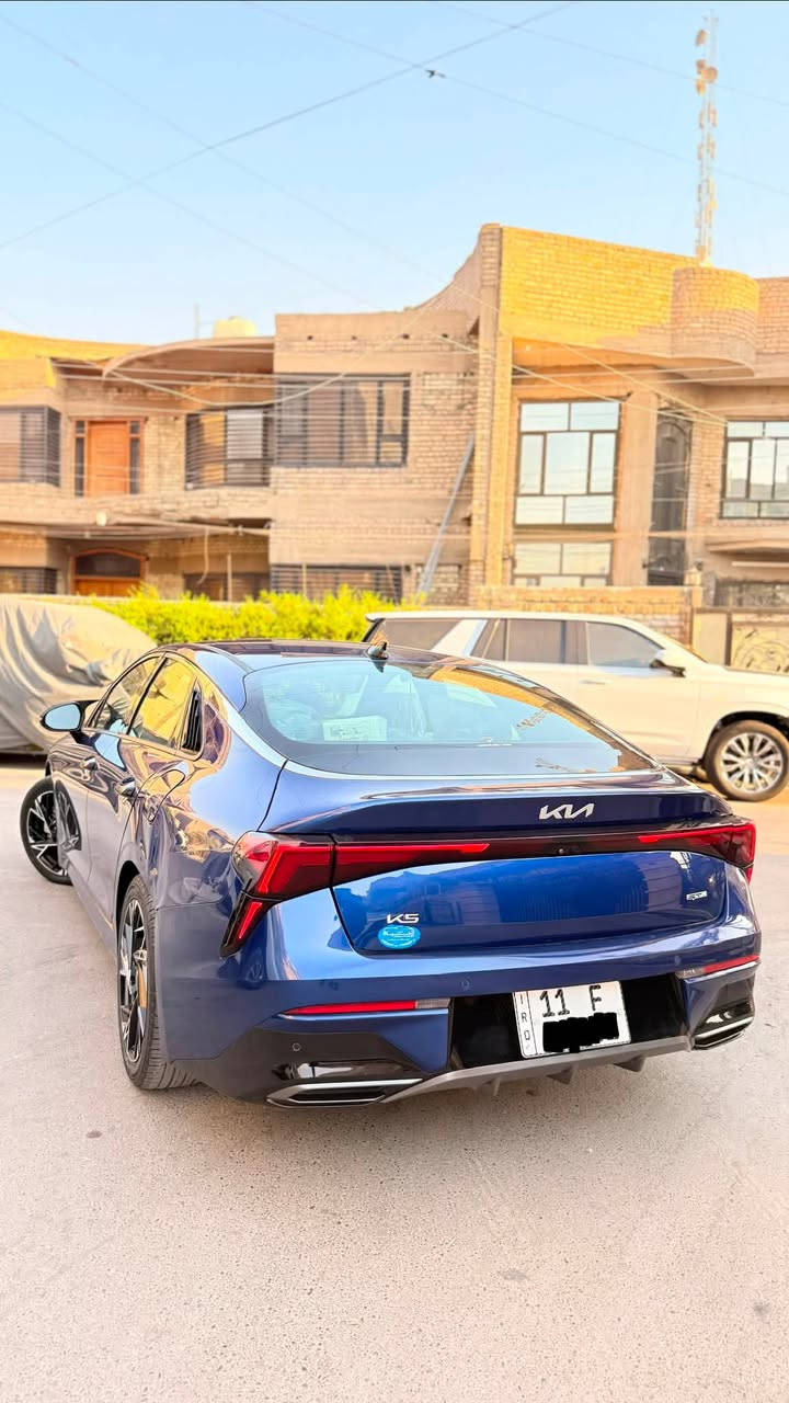 السلام عليكم  ((سعر187))كي فايف GT لاين فول عده البنرامه  حادث باب خلفي جاملغ خلفي بدون دواخل  فقط لباقي مكفوله موديل 2025 السياره جديده ماشيه 9 الف ميل  
موصفاته جيتي لاين مكينه 2500  رادار امامي رادار خلفي حساسات امامي خلفي.   جانبي  نقطه عمياء تحكم ستيرن جهتين شاشه متصله شاحنه واير ليس مثبت سرعه مانع انزلاق تحديد مسار سياقه ذاتيه اناره ترحيب كشنات تدفئه كشنات كهرباء وبعد بيه موصفات مكان السيارة بغداد رقمي ***********
