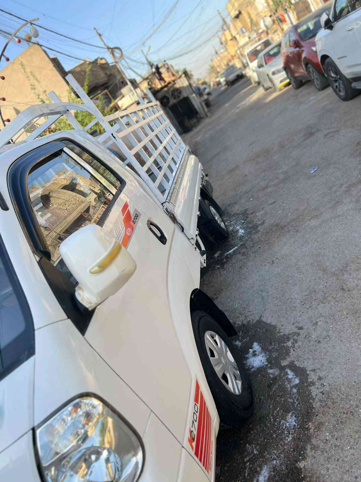 سلام عليكم 2009محرك 2700سياره جاهزه مكينه كير اكسن شاصي صدر تبريد كله جديد بيهه صبغات قليله مكان بغداد العبيدي السعر 88رقمي ***********غير متواجد على الفيس
