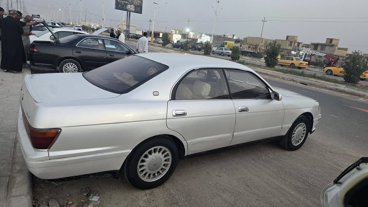 كراون بطه • ١٩٩٣ • الشطره