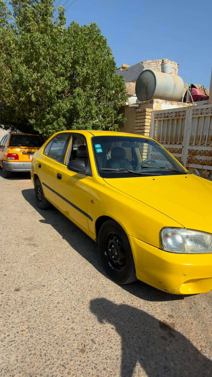 هونداي فيرنا 2001 السياره جاهزه ونظيفه كير ومكينه وحداديه كفاله رقم انكليزي خصوصي السياره باسمي تحويل مباشر ثاني مكان السياره ميسان العماره يوم كفاله اصوليات سعرها 55 وبي مجال بسيط انا مكلف بالنشر اتصل ع صاحبها هذا رقمه ***********
