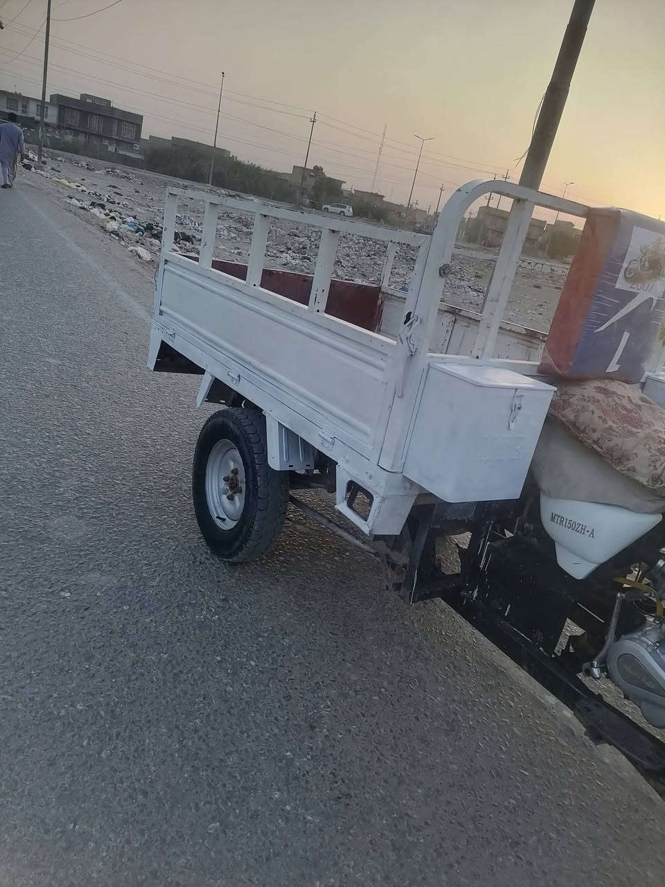ستوته للبيع موديل 10 محرك 22 رقم وسنويه ابيض راعيها موجود كامله ما بيها نقص السعر مليون و50 وبيها مجال مكاني القاسم شراي ينتصل ***********
