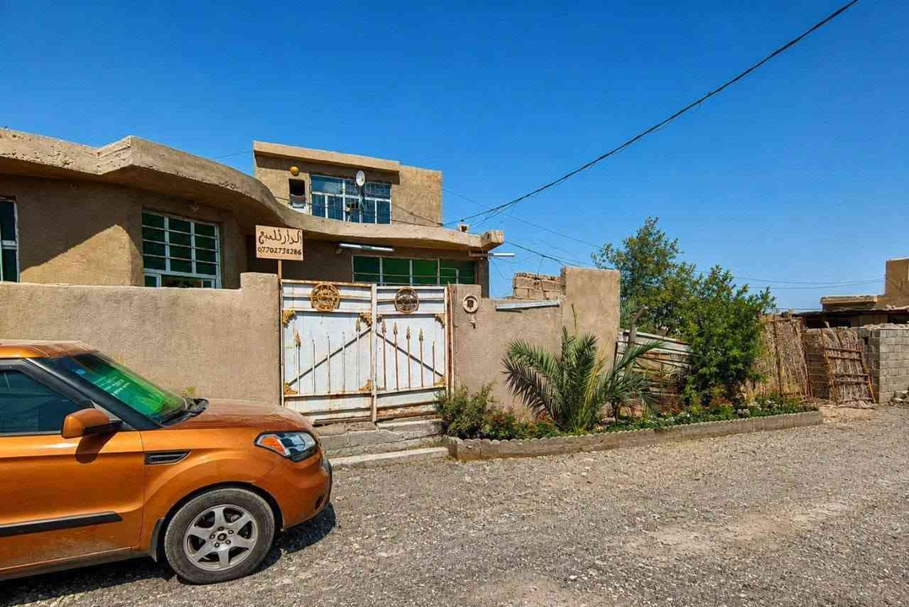 للبيع أو لمراوس
المساحه ٦٠٠
بناء٢٠٠
بناء طابوق
السعر ٩٣
العنوان الحميديه شارع الطاقه قرب مدرسه المزايا
رقم الهاتف
***********
