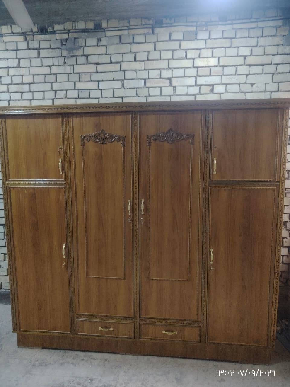 كنتور أربعة ابواب مستعمل نظيف جدا مكان بغداد الأمين الثانيه ***********
