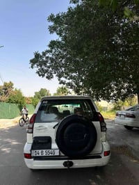 برادو • ٢٠٠٨ • ٧ راكب