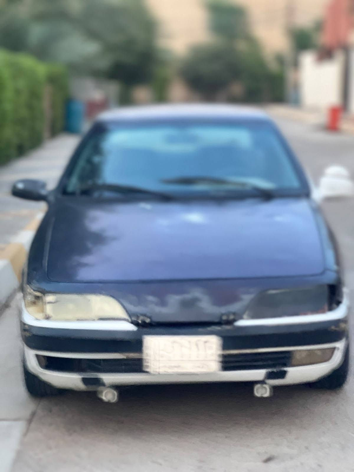اسبرو • ١٩٩٣ • اسود كحلي