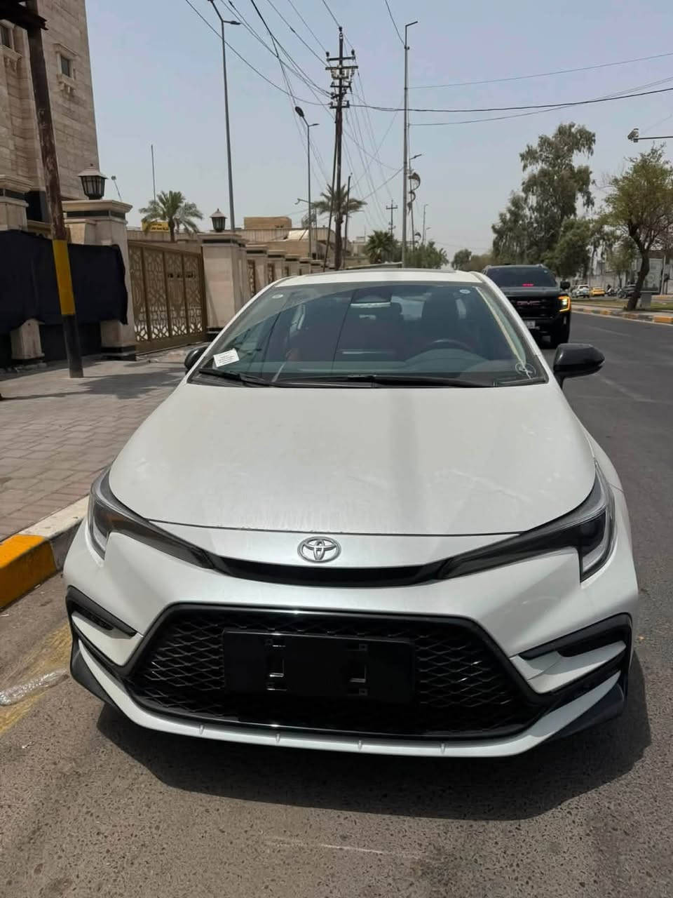 سلام عليكم كورولا S بلاك لون صدفي موديل 25 كفالة عامة بعدها زيرو ماشي 4000 زيرو فول مواصفات ￼￼ المكان بغداد الدورة أبو طيارة 
￼￼ السعر 165 وبيها مجال رقم ***********￼￼￼￼
