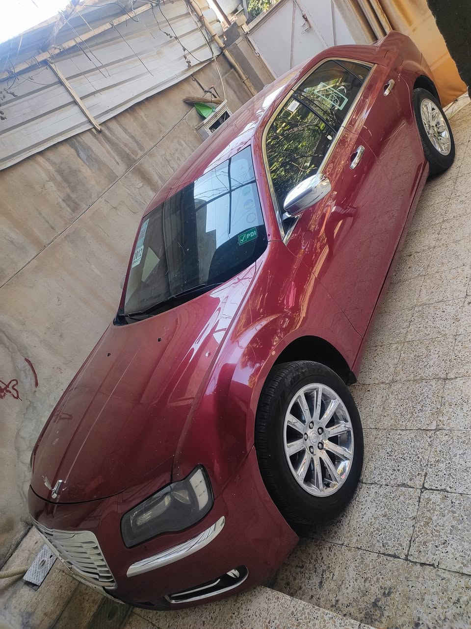اوباما موديل 2012 المواصفات 
فول فول فقط فتحة  سقف ما بيها 
 وارد خليجي   داخلها صاجي سياره جاهزه من كل شي. بس تحب ستر الله 
 السعر 150 وبيها مجال قليل  
 بس الشراي يخابرني  
 ***********
