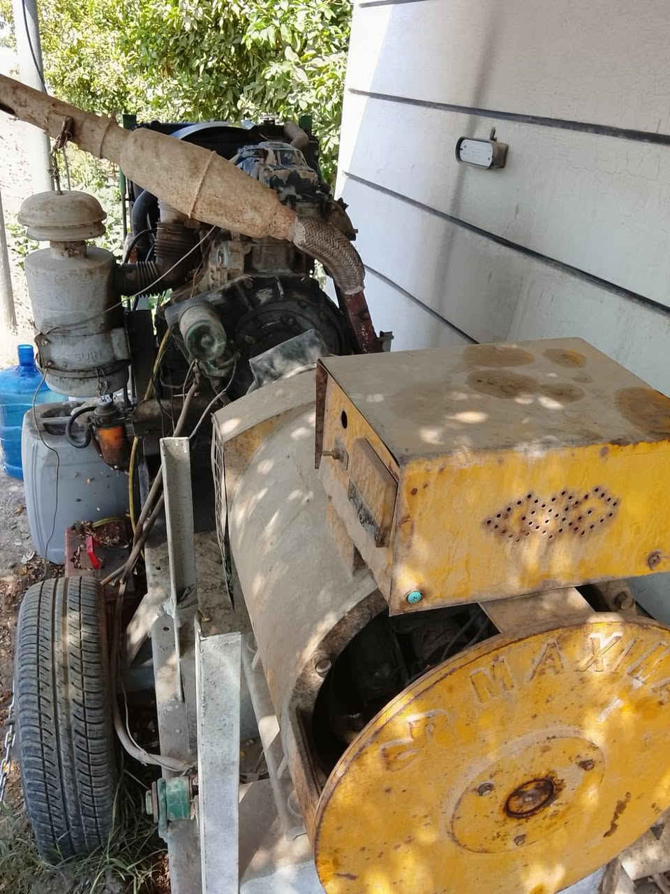 يا الله
مولده كيه 40 كيفي ما مفتوحه 120 انبير نضيفه 
السعر خاص متواجد واتساب ***********
سعر مناسب
