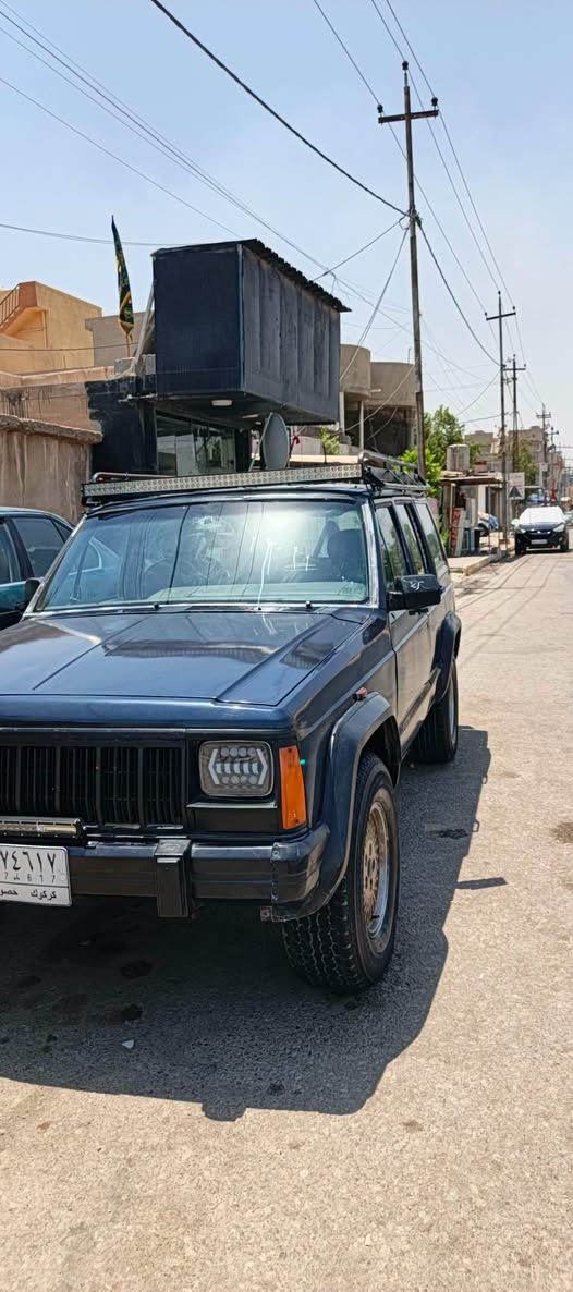شيروكي ١٩٩٠ • بدون ضربة • الگير خلل