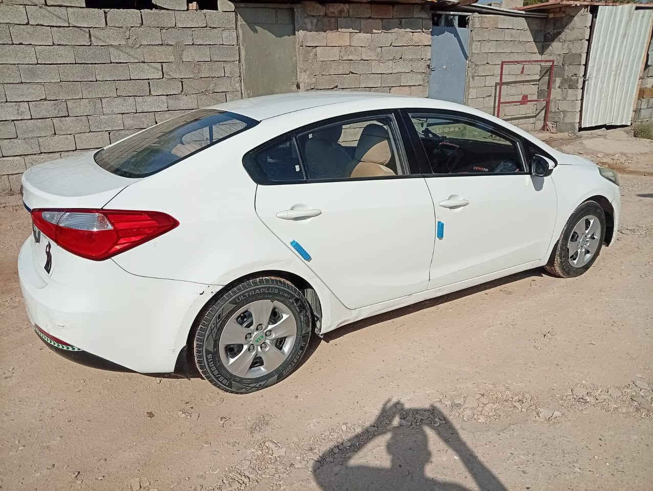 السلام عليكم مكلف بالنشر 
سيراتو موديل 2014
سيارة بدون صبغ فقط بارد شي قليل 
السعر ب 110 مستعجل ع البيع
مكان صحاب السيارة بعقوبة وهذا رقمة ‏‪***********‬‏
‏‪***********‬‏
محرك قبل شهرين مجفت
