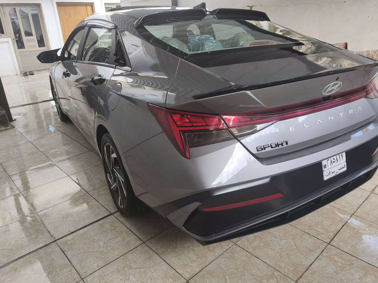 السلام عليكم للبيع سيارةHyundai Elantrموديل2024 فئةSEL وارد امريكي             المحرك2.0لتر.               (اقتصادي جداً).                السيارة ماشيه37الف 

حالة الحادث بكل امانه.                 (تعرضت لحادث في امريكا وتم تصليحها وصورة الحادث نشرتها ويا الصور).  

السيارة فول مواصفات                          (شاشة لمس متطور ،وشاشة عدادات رقمية ديجيتال ،رادار امامي وتحديد مسار،تشغيل ذكي بصمة ابواب وتشغيل عن بعد ،عجلات جنوط المنيوم مميزة فئةSEL،حساسات ونظام فرملة طوارئ تلقائي)الخ.                     

السيارة بعدها مامرقمه
(السيارة جاهزه وشوكت متريد نطلع انحولها بأي يوم يعجبك).

المكان/بغداد العامرية .
السعر/118ورقه.
الرقم/ ***********.

نص مكتوب في الصور:
- BIDCARS
- BIDCARSW