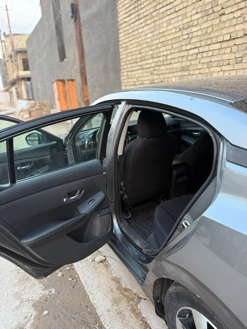 نيسان سنترا • ٢٠٢٣ • رقم بغداد