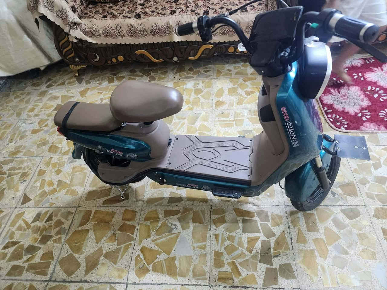 دراجة شحن • مستخدمة شهرين • بطاريات جديدة