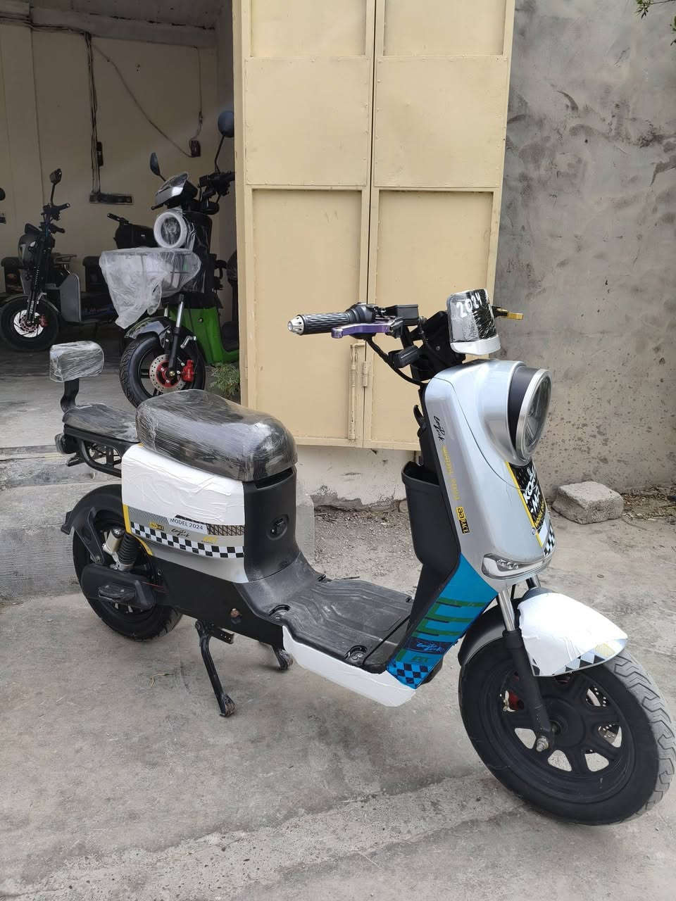 ماطور R11 • ٥بطاريات • جلولاء