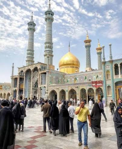 بسم الله الرحمن الرحيم 
على بركة الله تعلن شركة 
حكايه العالم للسفر والسياحه 
رحلات الى ايران 11يوم وجبة فطور في قم وثلاث وجبات في مشهد حصرا باصات عراقيه VAB النقل من باب الشركة إلى باب الشركة بأسعار تنافسية ومميزة وضيافة بداخل الباص 
لدينا اقساط ونقد للاستفسار الاتصال على الارقام التاليه//***********//***********//
***********//بإدارة الحاج عباس عبيد
