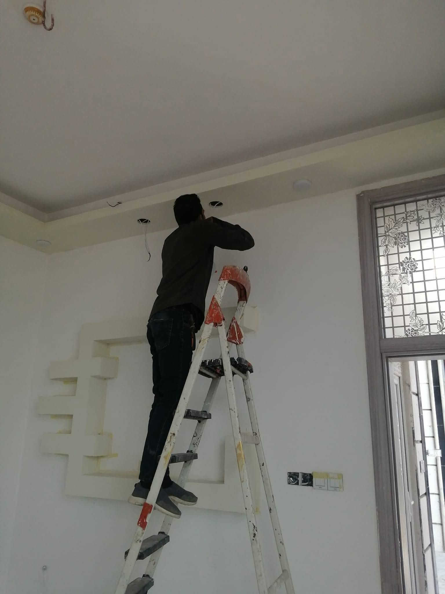 تأسيسات كهربائية عامه في كربلاء المقدسة سيمنز بوري وعمل بوردات سيطره وعاديه أيضا 
علي العبودي *********** واتساب
حسين العبودي
أحمد الخالدي
نعمل في كافة أنحاء كربلاء المقدسة وبابل
والله يرزق الجميع
