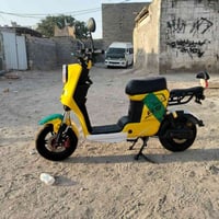 R9 للبيع دراجه بحاله ممتازه 07783419795 الزعفرانيه او جسر ديالى  ٣٥٠