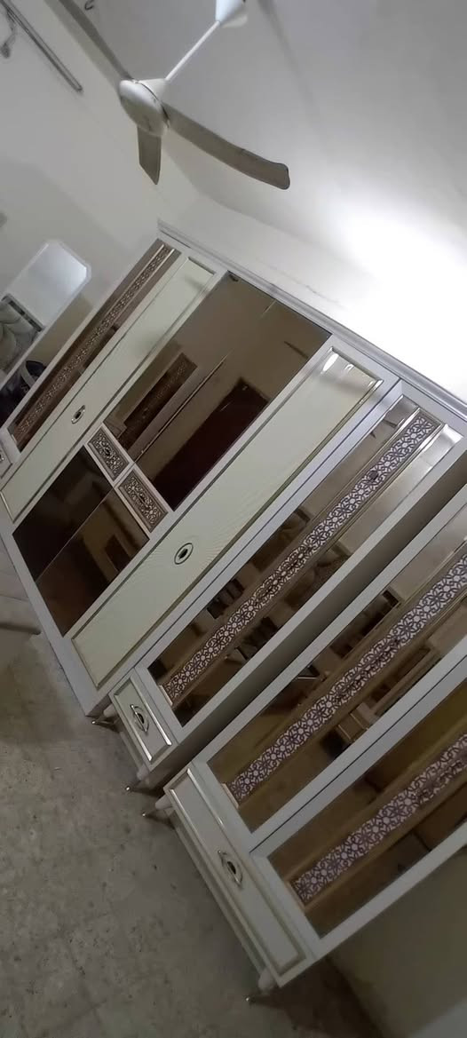 السلام عليكم غرفه تركي استخدام قليل ماركه مودرن للإستفسار *********** واتساب ماسنجر
