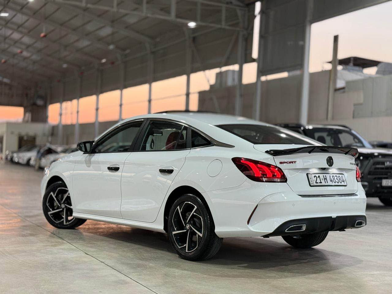 MG GT Turbo 2022 (ئەسڵی GT)

* مۆدێل: 2022
* فول مواسەفات
* سڵاید
* کوشنی جڵد
* گێڕی ئەلکترۆنی
* 3 مۆدی لێخوڕین: Eco، Sport، Normal
* کامێرای پێش و دوا

سەیارەکە بێ بۆیاخ، بێ سارد، بێ شوخت و بێ کرانەوەیە. سەنەوی و ڕەقەمی تازەیە و بە ناوی خۆمەوەیە. یەک دینار مەسرەفی تێدا نییە. گێڕ و مەکینە بە شەرت، تا 10 فیتەریش بە شەرت.

شوێن: سلێمانی

 نرخ:121$

ژمارەی پەیوەندی: *********** السليمانية, العراق

