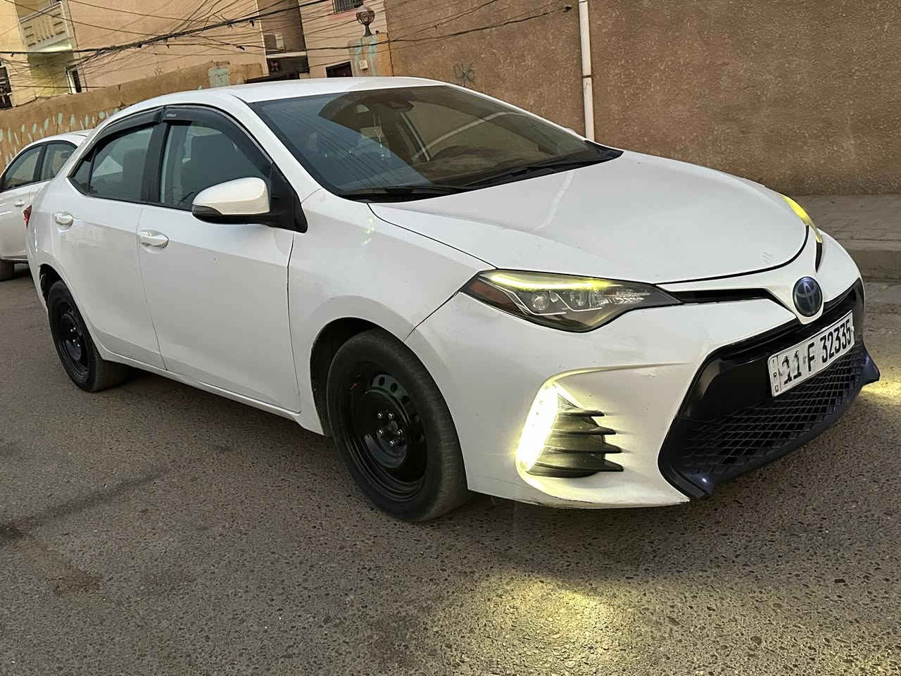 كورلا 2018 مواصفات SE حادثه جاملغ خلفي وبابين بدون ايرباك ماشيه 136 مكينه وكير مكفولات محرك 1800 سياره جاهزه بدون نقص رقم بغداد باسمي مكاني بغداد المحموديه سعر 120 وبيها مجال قليل
***********
