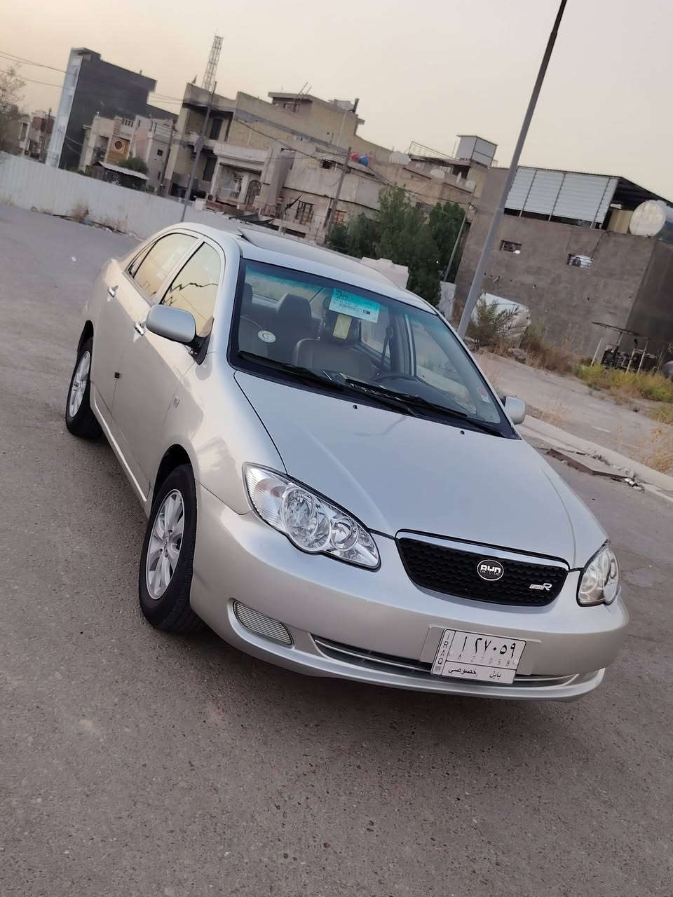 سلام عليكم ورحمة الله بيوادي نوع F3 كير ومحرك لانسر أوتو بلاد كير ومحرك مكفولات صدر امامي خلفي جديد مشط ستيرن جديد كهربائيات فول مواصفات فول تبريد ثلج تخم تاير جديد سيارة كل نقص مبيها مكفولة من ضربة وتبديل فقط صبغ حزام جمالية فرن درجة أولى بدون حادث رقم بابل مشروع وطني عليها غرامات 800 ينزل من سعرها العنوان بغداد العبيدي الرئاسة السعر 57 وبيها مجال الرقم  ***********
