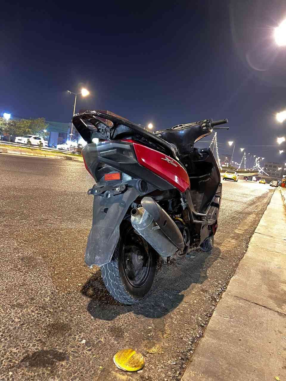 سكنس ياباني نثية بوشة 55 سلف هندر بيها فقط نقوصات بسيطة 
سعرها 300 وبيها مجال بسيط ترهم مراوس 
***********
