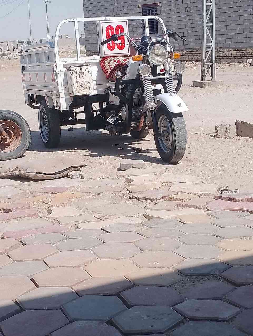 موديل 18 والبدي 14 محرك جديد أكسن جيس لطش اوراق اصولي 1700وبيها مجال ***********
