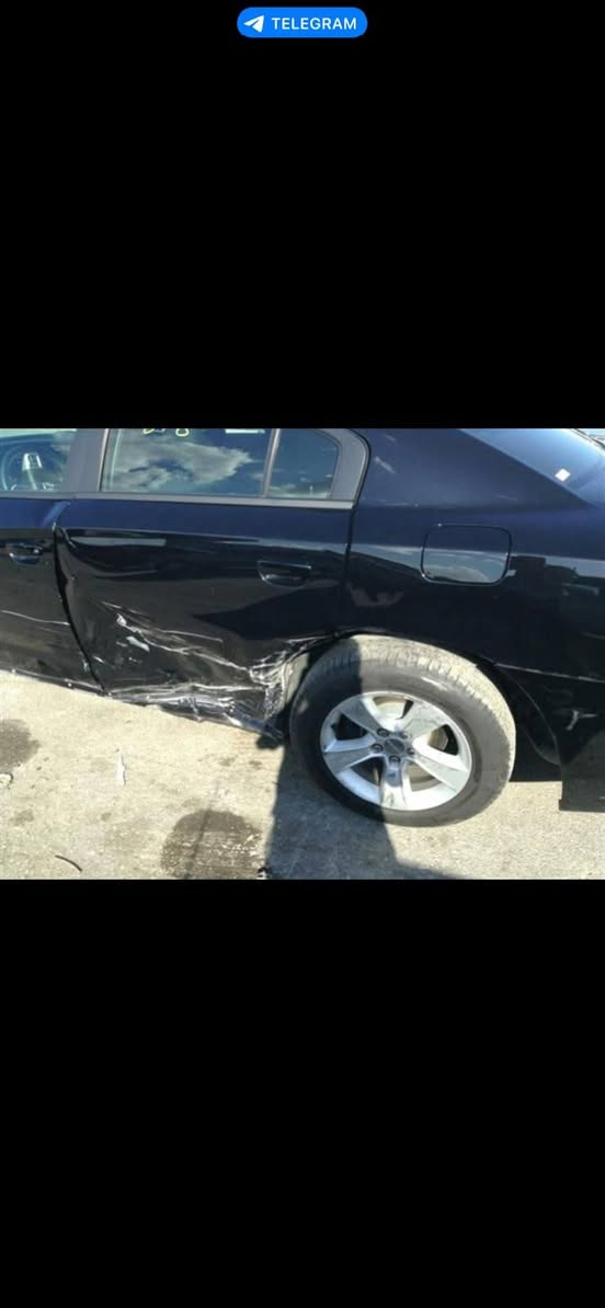 السلام عليكم
جارجر SXT
للبيع فقط 
لون اسود
موديل 2013
رقم بغداد مشروع وطني 
شرط التحويل 
ضرر كما مرفق بالصور فقط 
كفاله عامه
... مواصفات
. شاشه كبيرة
. كير عصا
. بصمه
. سياره ماشيه100 ميل اصلي 
.كشن كهربائي
. داخل اسود 
. ويل18 خليجي
.تخم تايرات جدد 
. مكينه3600
. مكان السياره موصل وصاحب الشرعي بالموصل 
ملاحظه
سياره نظيفه كلش استخدام شخصي مداخله استعراضات ولا مشتغله بخط سياره جاهزه بدون اي نقص
للاستفسار الاتصال ع الرقم 📞
***********
