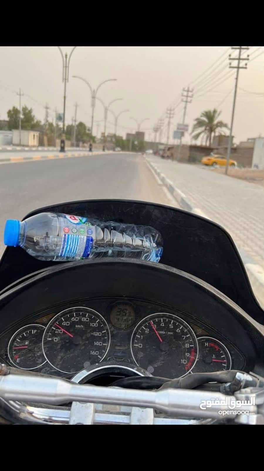 فورزا 09 كرستال جاهزة من كلشي عمية بلاد بيها منفيست اوراق كمرك هم مكفوله ب مليون و300 وبيها مجال للشراي او مراوس حسب القناعه عنواني البصرة الحكيميه 
***********

نص مكتوب في الصور:
- السوق المفتوح opensooq.com
