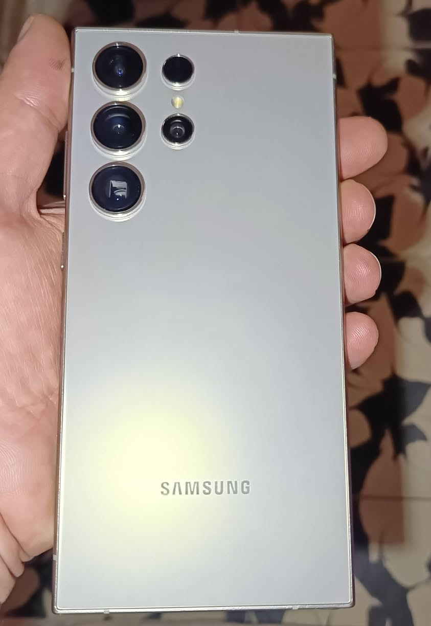 السلام عليكم
جهاز Galaxy s24 ultra للبيع

نظافه 100 %

الذاكرة 256

الجهاز بلادي مامفتوح ولامبدل بيه شي

استخدام قليل مل البيت 
ضمان شركه جبال بعد ب الضمان ماخلص 

مكاني الأيمن 

السعر على الواتساب ***********
