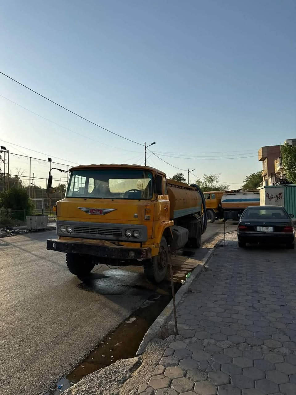 هينو للبيع مكان بغداد  نضيف رقم ***********

