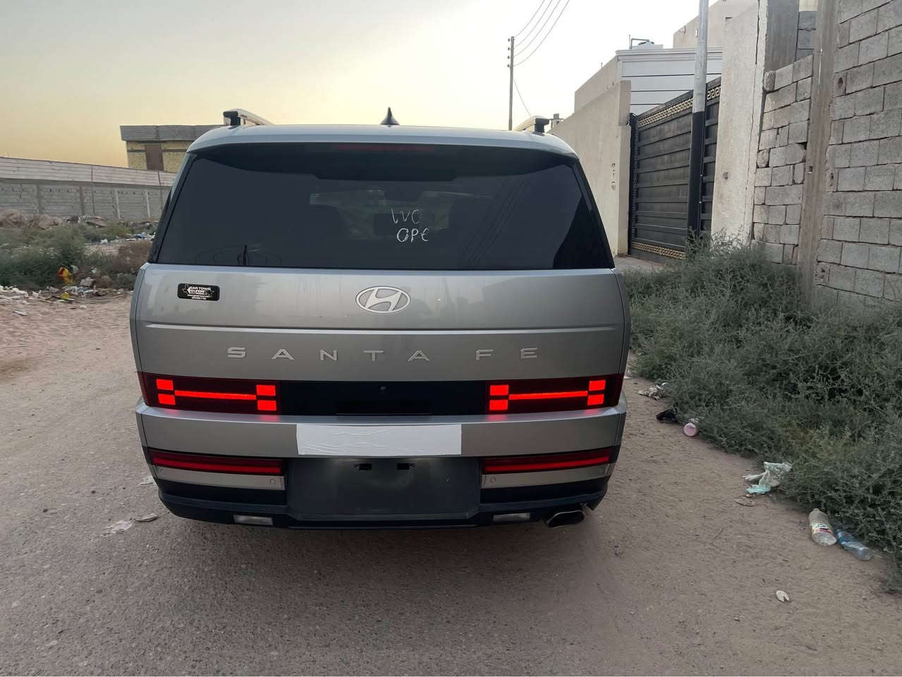 السلام وعليكم سنتافي موديل 24فول لمتد واحد على واحد حادث بس دعاميه مبدله اصليه نفس الون  السعر 220 رقم بصره شهداء للستفسار 
*********** البصرة, العراق
