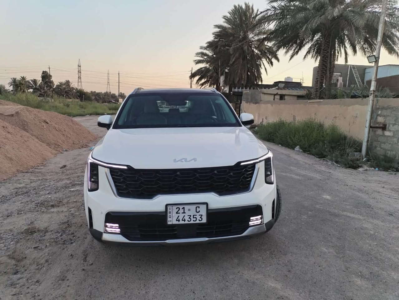 سورنتو ٢٠٢٤ • ماشي ٦٩٠٠٠ كم • بانوراما