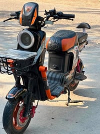 دراجة شحن • x900 • بطاريات نضيفات