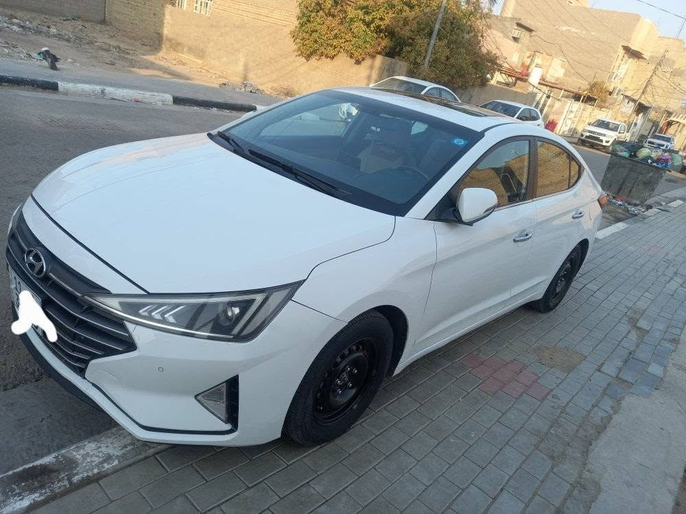 النترا 2020 رقم بغداد فول مواصفات سعر 147
بيها صبغ بالباب وشويه بارد 
***********
