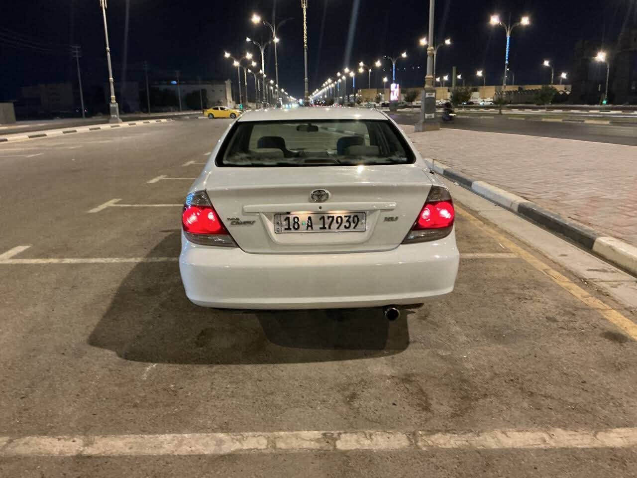 السلام عليكم
كامري موديل 2005 خليجي XLi  بيه صبغ قطعه واحده
حداديه بحاله جيده  محرك 2400 اربعه اسلندر التبريد 
شغال جيد جدا  رقم الموبايل ***********
