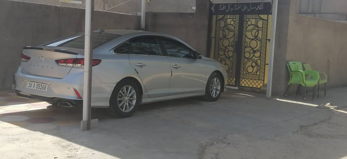 سلام عليكم ورحمة الله 
سوناتا موديل 2018
رقم فادسية  وارد أمريكي
 (مكينة jDi) سيارة كل المواصفات
 الحلوة بيها ماعدى الفتحة سيارة جديدة 
استخدامها شخصي من البيت للدوام ...
حادثها  قبق جنطة  ماشية 139ml الف.
 مكانها نجف مشخاب
اسباب النشر. مافارغ انزل للمعارض
للإستفسار ***********
