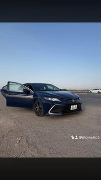 للبيع كامري هايبرد 24xleفول مواصفات  حادث مرفق بل منشور صبغ بجم  السعر...