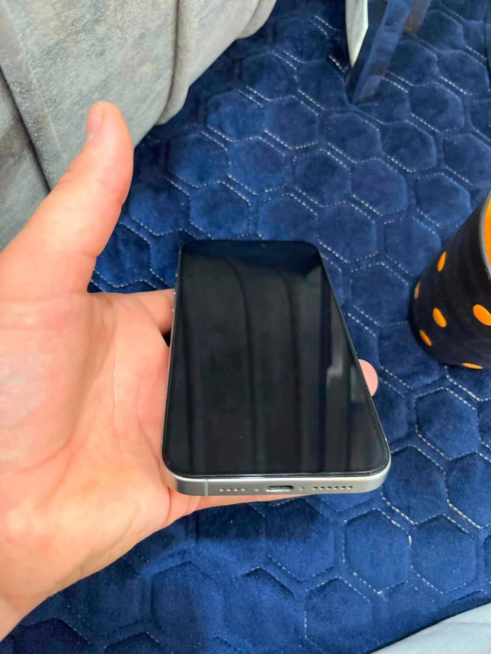 إسلام عليكم 15 برو ماكس للبيع
مبدل شاشه اصليه فقط
الذاكره 256
البطاريه 82
دبل خط
سعر 800 وبيه مجال
للستفسار اتصال ***********
