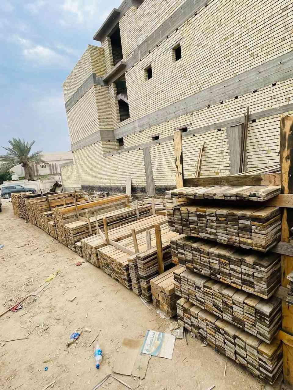 قالب • ٣٠٠م • ١٧مكعب